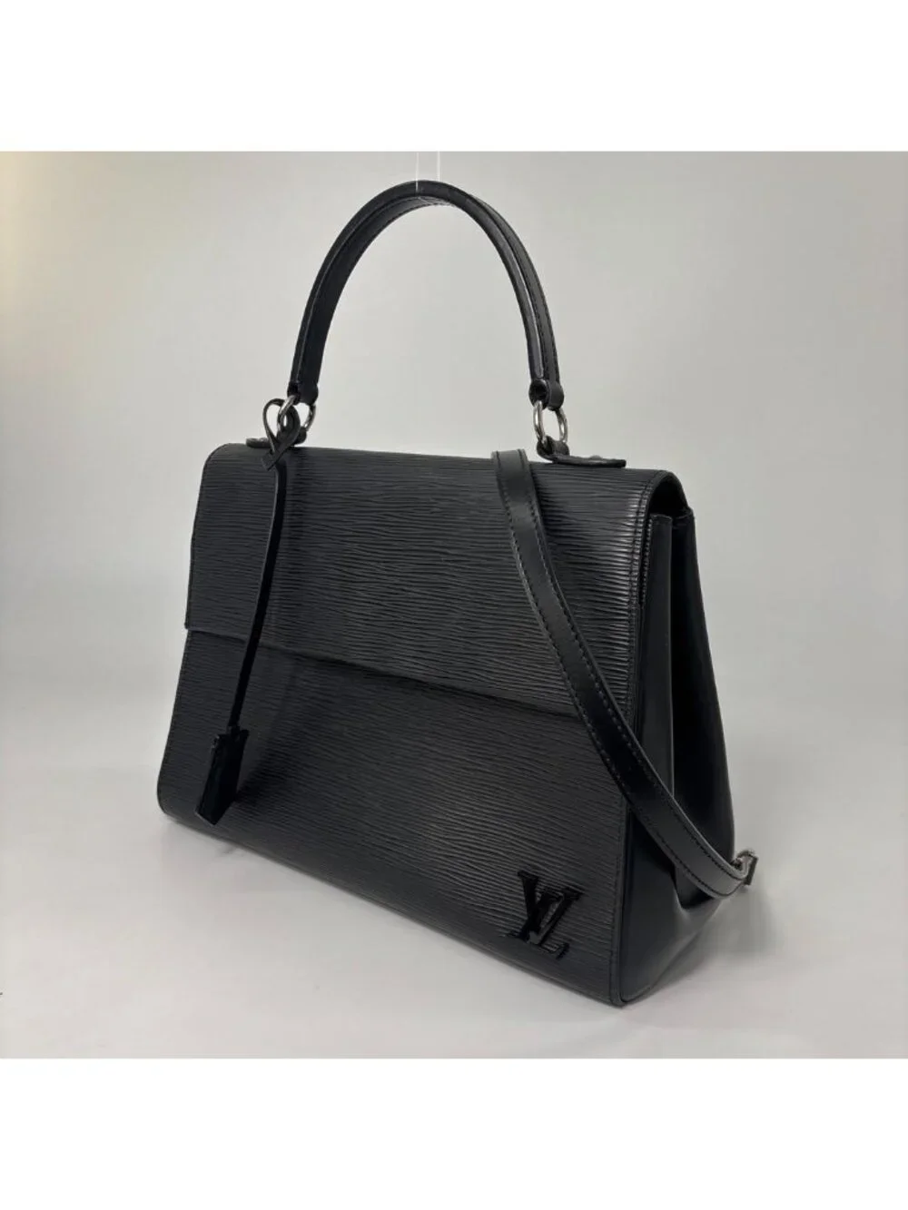 Louis Vuitton Epi Cluny MM Black Handbag